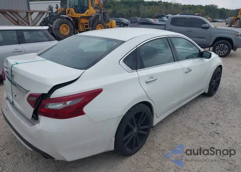 2018 Nissan Altima 2.5 S из США, поврежденный, VIN 1N4AL3AP7JC296732